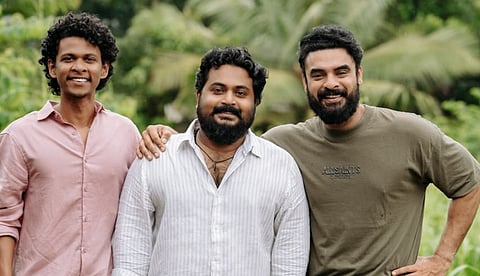 ടൊവിനോ- ജോൺപോൾ ടീം വീണ്ടും; ‘ഗപ്പി‘യുടെ പത്താം വാർഷിക ദിനത്തിൽ ഇരുവരുടെയും റീയൂണിയൻ