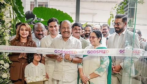 ഗോഡ്‌സ്പീഡ് ഇമിഗ്രേഷന് കൊച്ചിയില്‍ പുതിയ കോര്‍പറേറ്റ് ഓഫീസ്; വ്യവസായമന്ത്രി പി.കെ.കുഞ്ഞാലിക്കുട്ടി ഉദ്ഘാടനം ചെയ്തു