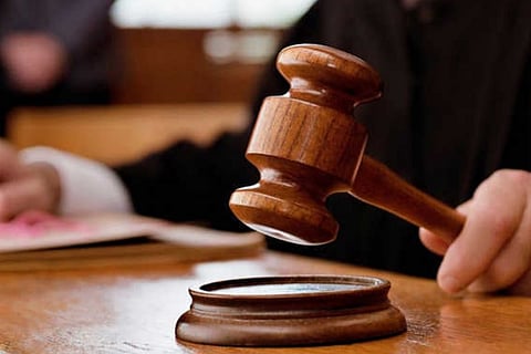 फॉलोअप: दलित व्यक्ति की पूजन सामग्री की दुकान में तोड़फोड़ के आरोपियों के खिलाफ मुकदमा दर्ज