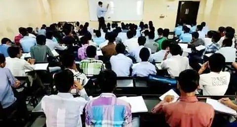 वंचित-शोषित तबके से आने वाले छात्र-छात्राओं के लिए वरदान बनी यह शैक्षिक योजना, जानिए कैसे मिल रहा लाभ