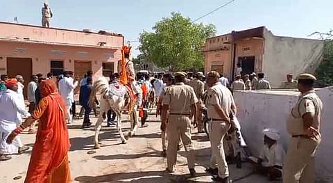 राजस्थान: पुलिस के पहरे में दलित दूल्हे की घोड़ी पर निकली बारात!