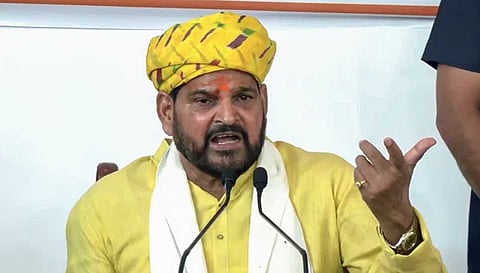 पहलवानों का विरोध प्रदर्शन: नाबालिग ने वापस नहीं लिया है यौन उत्पीड़न का मामला, पिता ने अफवाहों पर दी सफाई