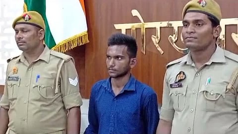 गोरखपुर में 3 साल की बच्ची के साथ हत्या कर रेप का आरोपी गिरफ्तार।