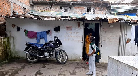 कोटरा कॉलोनी स्थित एक आंगनबाड़ी।