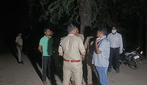 न्यूज ब्रीफ: सड़क पर पानी के विवाद को लेकर दलित युवक की गोली मारकर हत्या