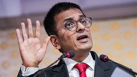सर्वोच्च न्यायालय के पूर्व मुख्य न्यायाधीश  डीवाई चंद्रचूड़ 