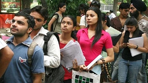 5 साल में 13 हजार SC/ST व OBC छात्रों ने छोड़ा IIT और IIM, क्या जातीय भेदभाव है कारण?