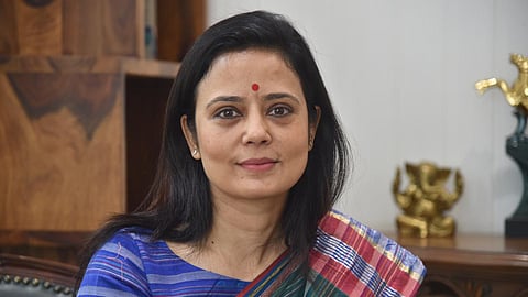 महुआ मोइत्रा