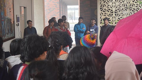 'राम के नाम' फिल्म पर अशोका यूनिवर्सिटी में क्यों छिड़ा विवाद?