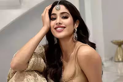 अभिनेत्री जान्हवी कपूर ने कहा- आंबेडकर रोड पे रहती हूँ लेकिन मुझे इनके इतिहास के बारे में इतनी कम जानकारी...शर्म आनी चाहिए !