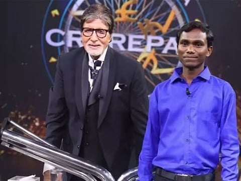 मध्य प्रदेश: KBC में 51 लाख जीतने वाले आदिवासी शिक्षक बंटी वाडिवा पढ़ाई पर करेंगे खर्च