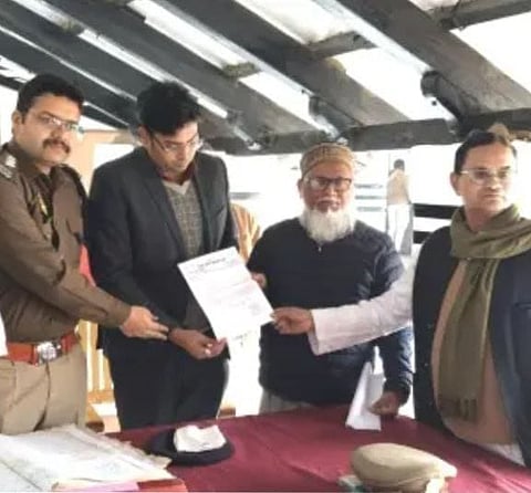आरोपी अधिकारी के खिलाफ जल्द से जल्द कार्यवाही की मांग की जा रही  है।