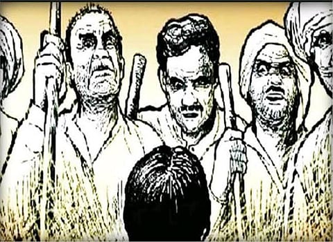 MP के सीहोर में दलित परिवार का हुक्का-पानी बंद, कांग्रेस नेता के भाई पर जान से मारने की धमकी देने, गांव छोड़ने के लिए मजबूर करने का आरोप! 