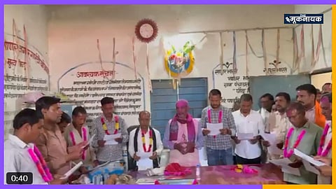 Chhattisgarh: 6 women won the panchayat elections, their husbands took oath, video goes viral
