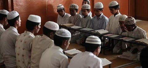 यह कार्रवाई इसलिए भी महत्वपूर्ण है, क्योंकि मदरसों के नाम पर सरकारी धन के गमन का आरोप है।