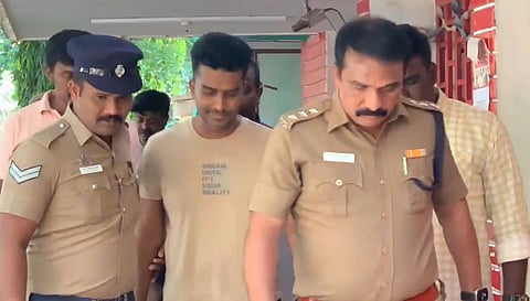 तमिलनाडू: कोयंबटूर में ईसाई पादरी पर नाबालिग लड़कियों के यौन शोषण का आरोप, गिरफ्तार 