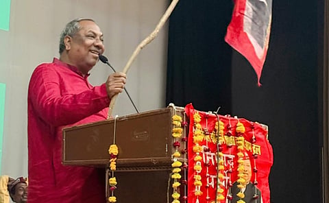 संजय निषाद का मायावती पर पलटवार: रेल किराया, सपा-कांग्रेस गठबंधन और धर्मांतरण पर तीखी टिप्पणी