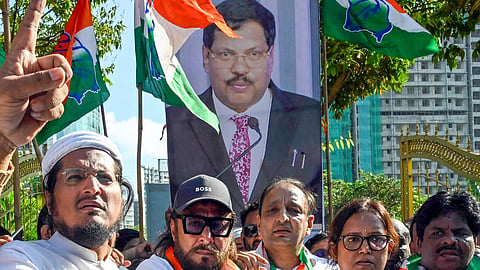 Mumbai: Congress MP Varsha Gaikwad, along with party leaders and supporters, stage a protest against the attempted attack on the Chief Justice of India, B.R. Gavai, in Mumbai on Tuesday, October 7, 2025. (Photo: IANS)