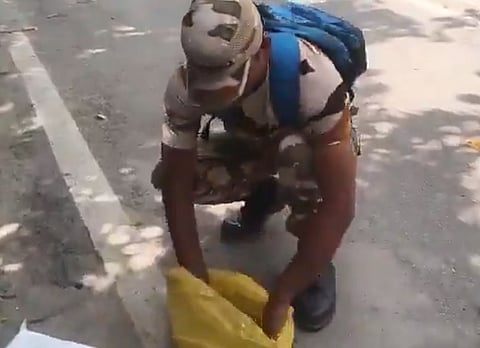 जवान विकास सिंह 32वीं बटालियन आईटीबीपी महाराजपुर में तैनात हैं और फतेहपुर जिले के खागा हथगाम क्षेत्र के रहने वाले हैं। उनके बटालियन में भी इस घटना पर गुस्सा है।