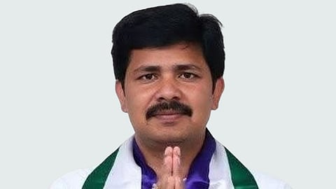 Maddila Gurumoorthy, YSR Congress