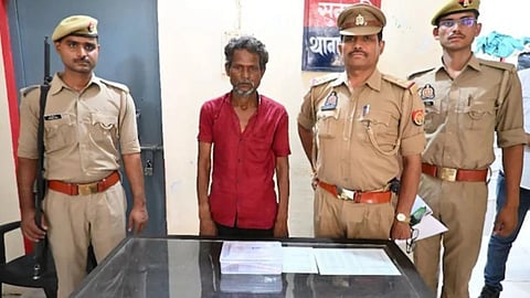 father kills daughter in police station