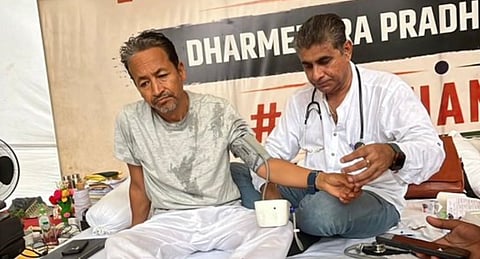 सोनम वांगचुक की सेहत में लगातार गिरावट हो रही है जिससे देशभर में उनके समर्थक चिंतित हैं।