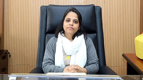  आईएएस नेहा मारव्या का एक वर्ष में यह चौथा ट्रान्सफर है।