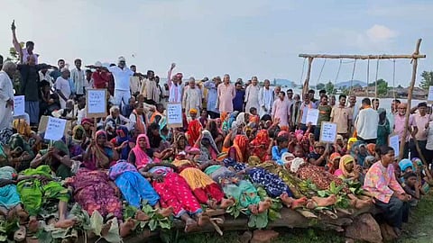 MP: पन्ना में मझगांय बांध के खिलाफ ‘चिता आंदोलन’ नौवें दिन भी जारी, अब शुरू हुआ ‘मिट्टी सत्याग्रह’