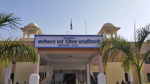fake doctor Balaghat, Sunil Kumar Singh BMO