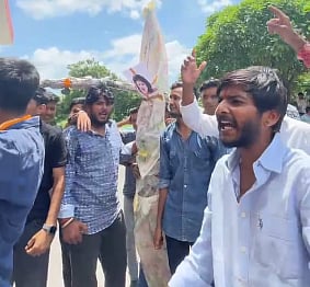 Students protesting at the MLSU administrative building on Tuesday noon. 