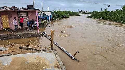 The IMD said that heavy rainfall has occurred in the areas of Kachchh in Gujarat in the last 24 hours.  