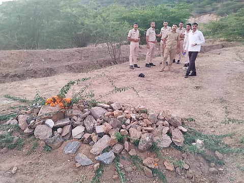 Caste Hindus allegedly attempted to stop the SC family from burying their deceased on this land, escalating tensions and leading to stone-pelting between the two groups. 