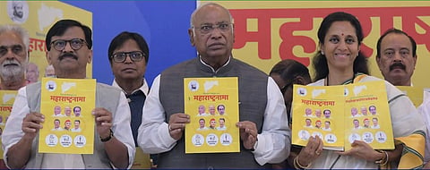 MVA Launches Manifesto  'Maharashtranama' for Maha Polls