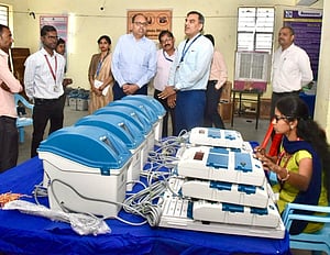 Eight Petitions Were Filed in SC & HCs to Match VVPAT Slips with EVM Votes for  2024 Elections