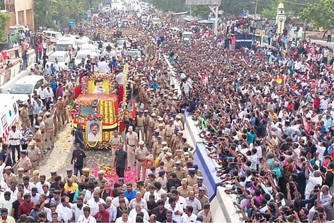 Funeral procession of Captain Vijayakant, in Chennai.