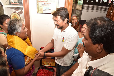 Udayanidhi Stalin visits Madurai woman who donated land for govt school
