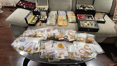 Cash and gold seized during ACB raid on TSRERA officer Shiva Balakrishna