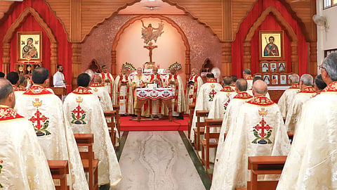 Bishops of Syro Malabar church celebrating Mass