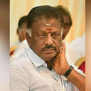 O Panneerselvam 
