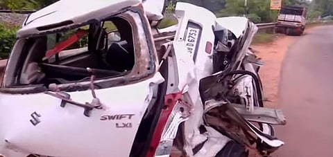 Kerala: Five people die after lorry hits car in Kannur 