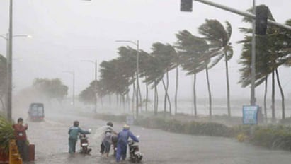 Heavy rain lashes Telangana 