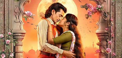 Rajesh Madhavan and Chitra Nair in 'Sureshanteyum Sumalathayudeyum Hrudayahariyaya Pranayakadha'