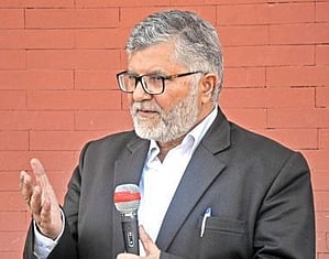Senior J&K advocate Mian Qayoom