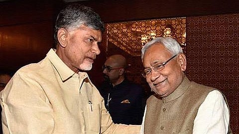 Chandrababu Naidu (left) with Nitish Kumar