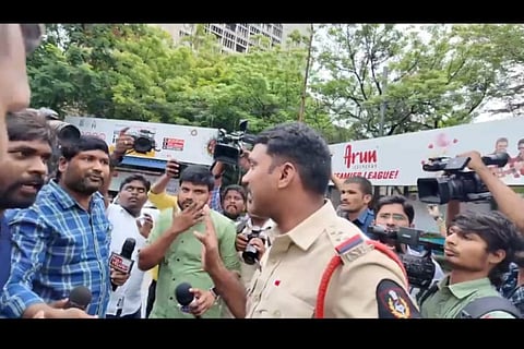 Hyderabad police manhandle journalists and students at protest in Osmania university 