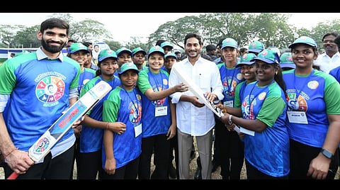 Former CM and YSRCP chief YS Jagan with athelets at 'Aadudam Andhra'