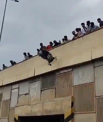 Video: Enraged Bengaluru motorists throw scooters off Nelamangala flyover to stop stunts 