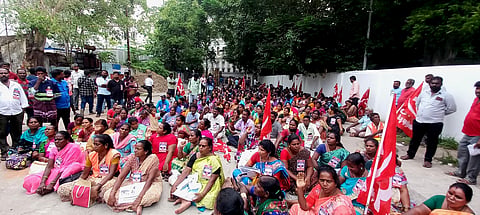 Chennai sanitation workers fear wage cut as GCC pushes privatisation in two more zones

