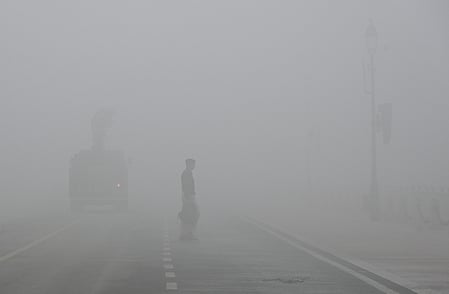 Dense fog leads to 128 flight cancellations at Delhi airport, trains delayed in several parts of country