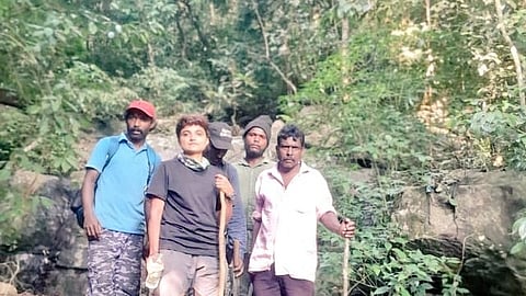 Sharanya with rescuers